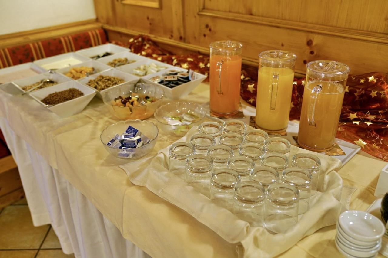Piz Alpin B&B โคลฟอสโก ภายนอก รูปภาพ